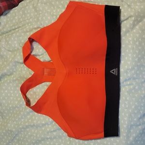 New Women's Reebok Puremove sports bra red Large, Orange